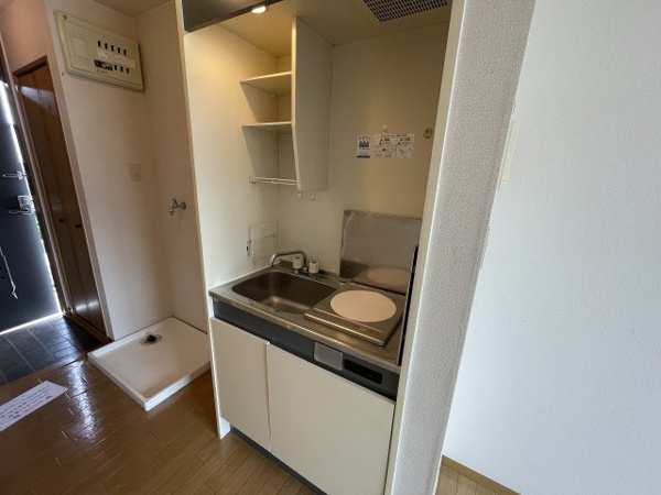 中山手ガーデンパレスB棟のキッチン