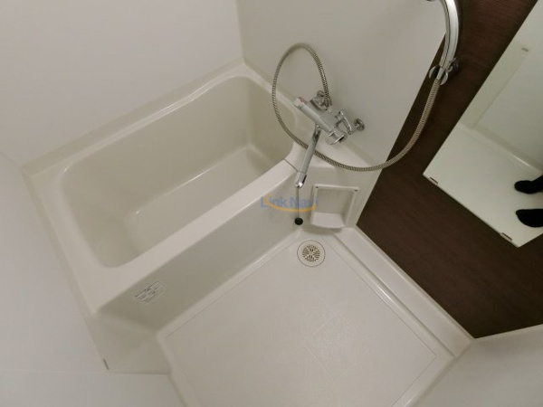 ミヤレジデンス新町の浴室