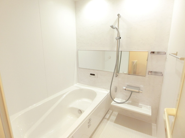 【リベラの浴室】