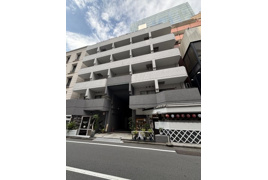 ラミアール赤坂の外観