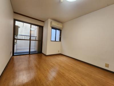 緑の館アネックスの居間