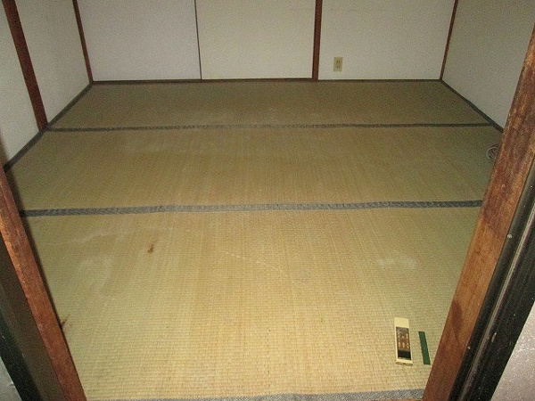 【建部町吉田　貸店舗の和室】