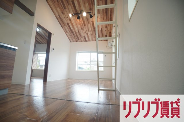 西千葉ハイリビング参番館の居間