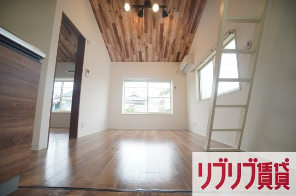 西千葉ハイリビング参番館の居間