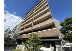 グラビスコート三条堺町の外観