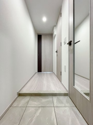 【デュオステージ下北沢の玄関】