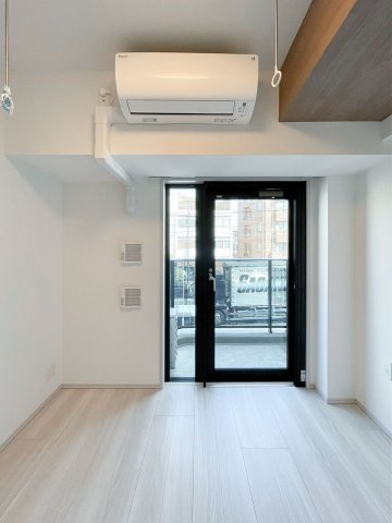 【デュオステージ下北沢の居間】