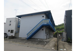 ハイツ山文の外観