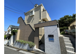 スカイピア能見台の外観