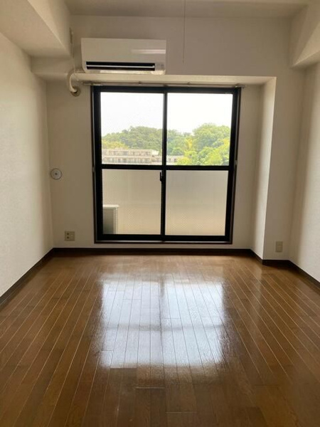 ダイホープラザ新横浜の居間