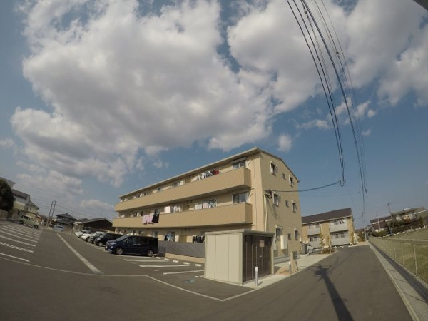 【プレミアム十番館の外観】