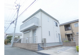 アガパンサスA棟の外観