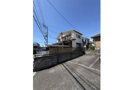 元久保町駐車場の外観