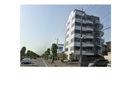 ＨＤＫビルの外観