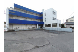 ワールドハイツの外観