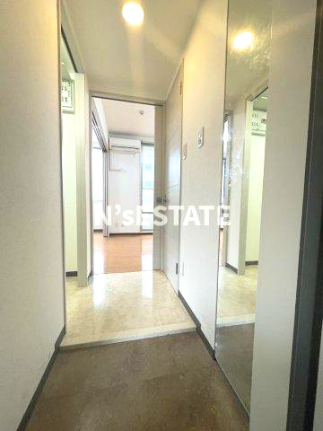 コルベーユダフトの玄関