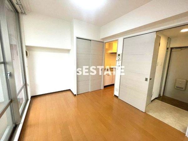 コルベーユダフトの居間