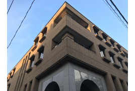 マヤ信濃町三番館の外観