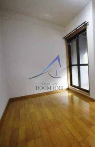 クレール本町の寝室