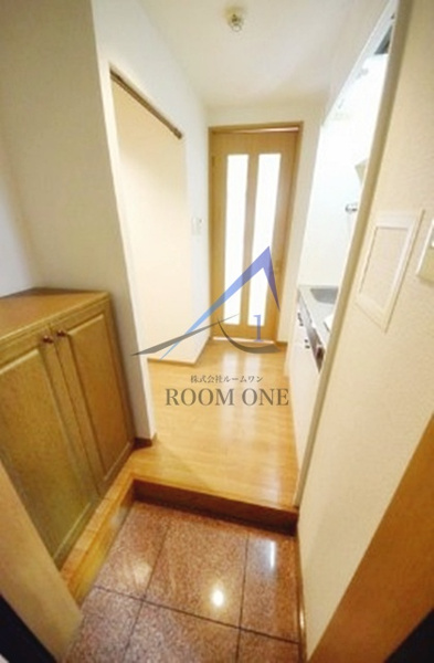 クレール本町の玄関