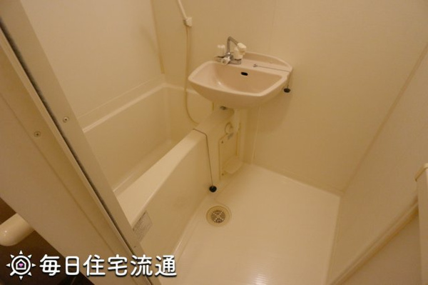 グリーンヒルズ駒沢の浴室