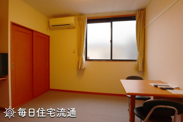 グリーンヒルズ駒沢の居間