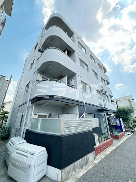 カンフォート吹田の外観
