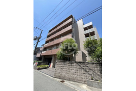 WOB塚本の外観