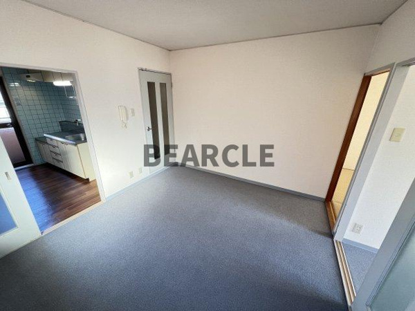 【エクシード西大津の居間】