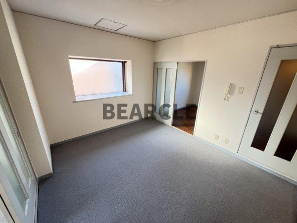 【エクシード西大津の居間】