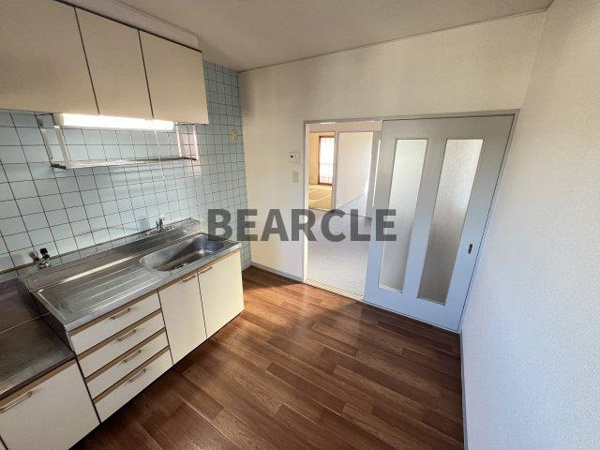 【エクシード西大津の居間】