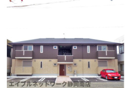 焼津市東小川のハイツの外観