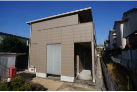 橿原市八木町のアパートの外観