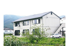 遠野市早瀬町のアパートの外観