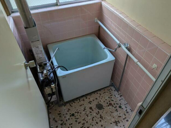 高橋ハイツの浴室