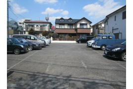 池上第一駐車場の外観