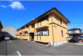 ハイカムール槙ノ原 A棟の外観