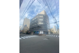 生駒ビル2階の外観