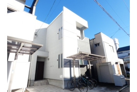 GRANDTIC金山の外観