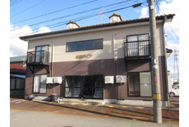 余慶ハイツの外観