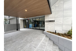 鶴岡市上畑町のマンションの外観