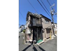平石大桐貸家の外観