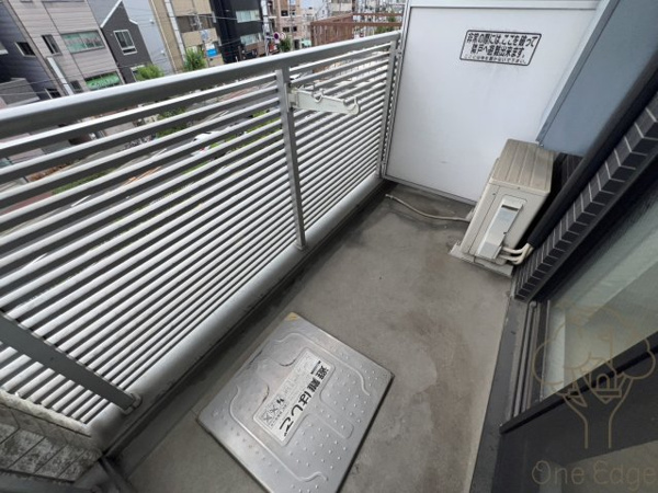 フロンティアゲート淀川のバルコニー