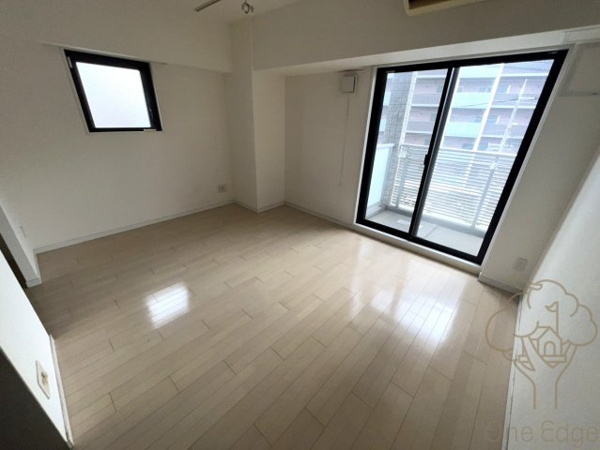 フロンティアゲート淀川の居間