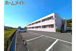 サンハイツの外観