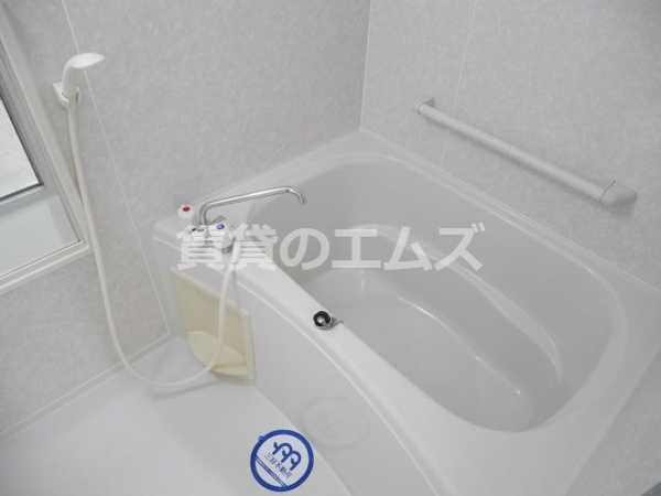 ボヌール大橋の浴室