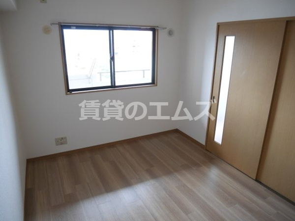 ボヌール大橋の洋室