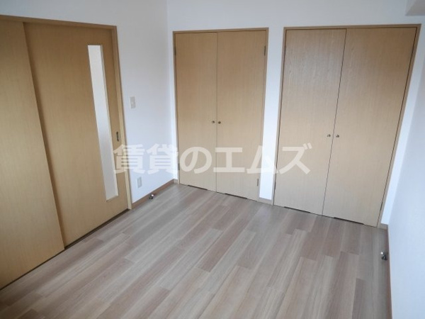 ボヌール大橋の洋室