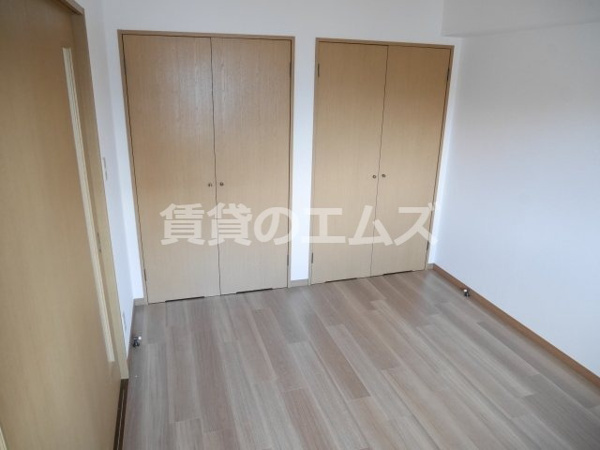 ボヌール大橋の洋室