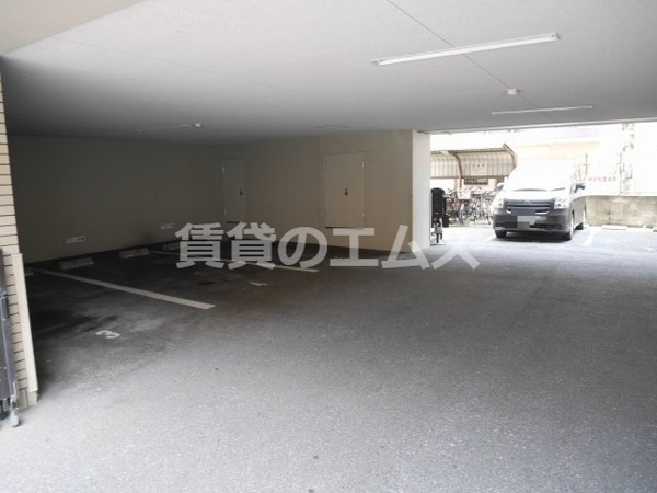 ボヌール大橋の駐車場